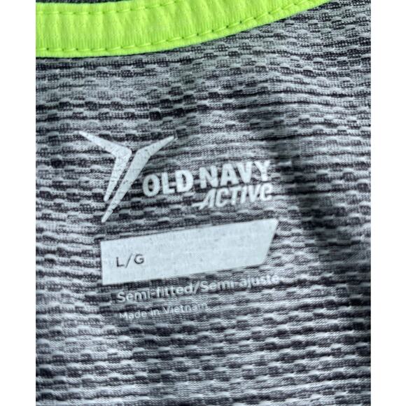 Old Navy ActiveT-shirt Running Sz L Gently used - Picture 5 of 6